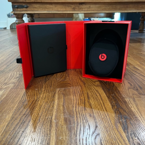 beats solo hd - sky blue - Picture 2 of 5